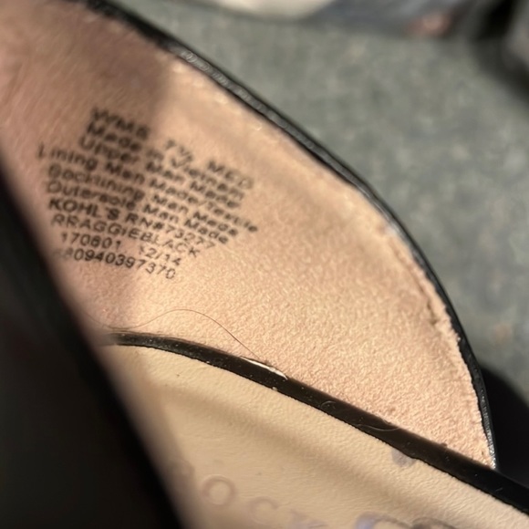 𝅺ROCK & REPUBLIC BLACK FLATS WITH SILVER EMBELLISHMENT SIZE 71/2. - Picture 7 of 7